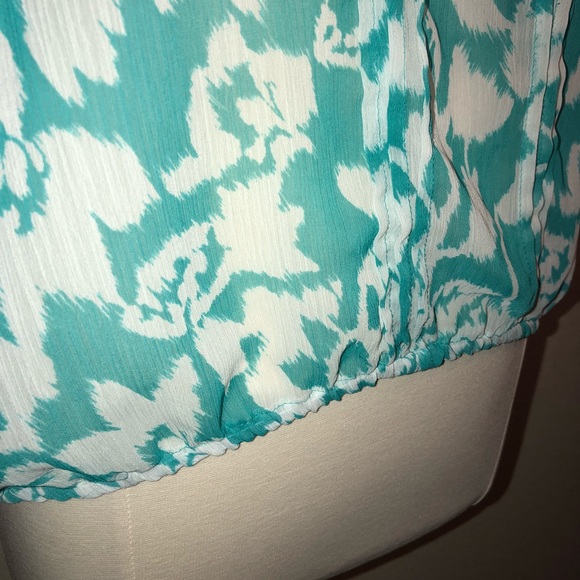 New York & Company Aqua Floral/White/Elastic - Picture 4 of 6